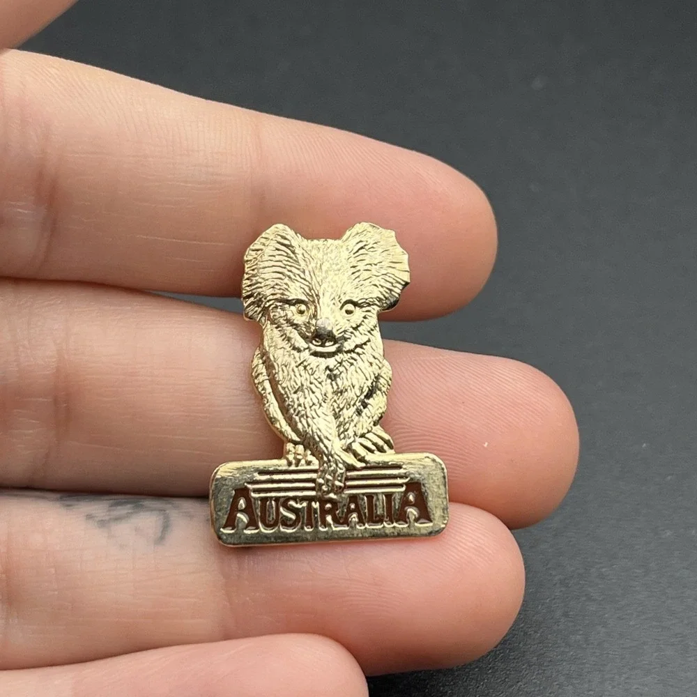 Vintage Australia Country‎ Koala Gold Tone Lapel Hat Pin